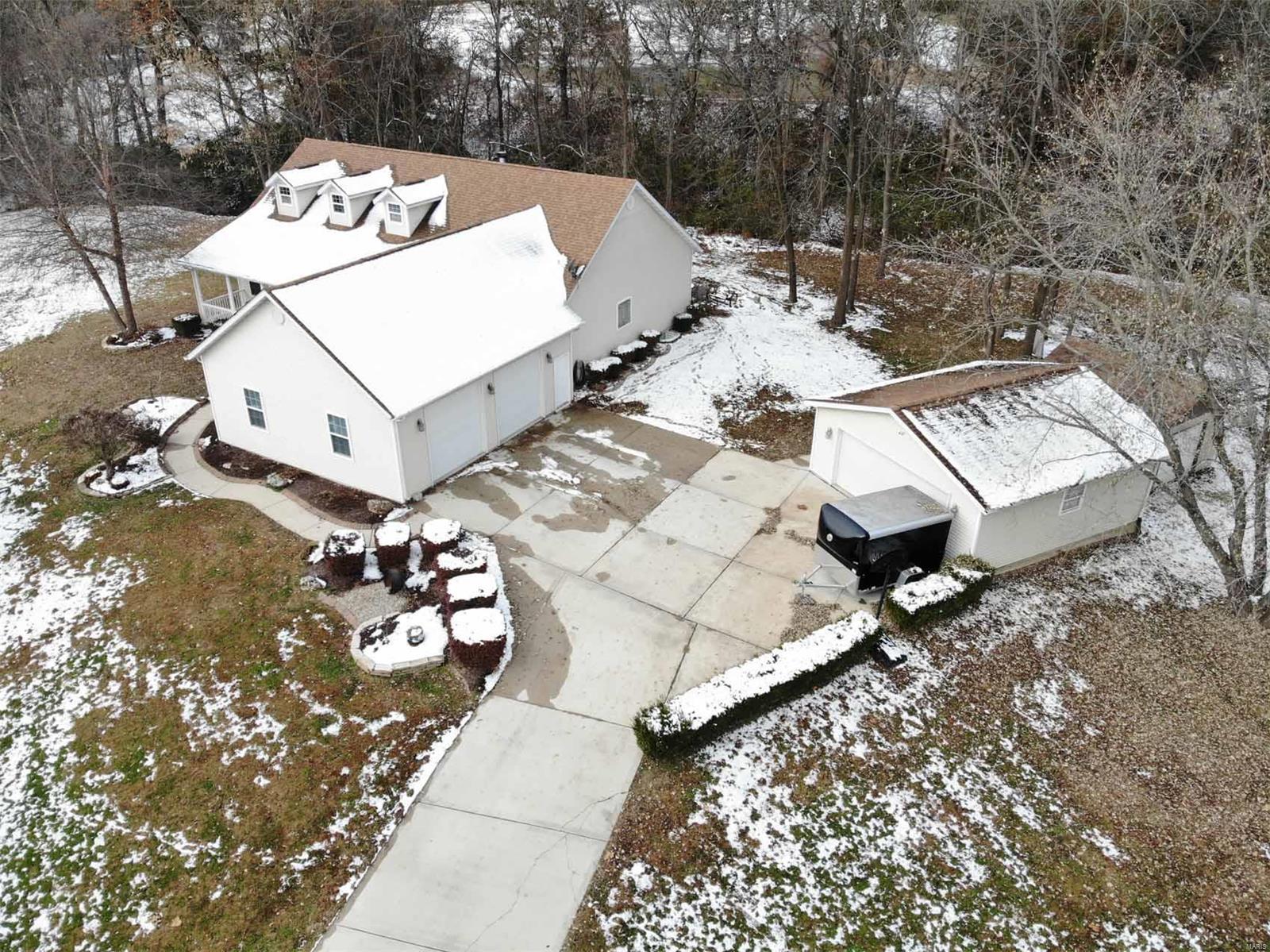 2338 Timber Ridge Road St. Jacob, IL 62281 - Photo 3 of 29 Gallery Image 3
