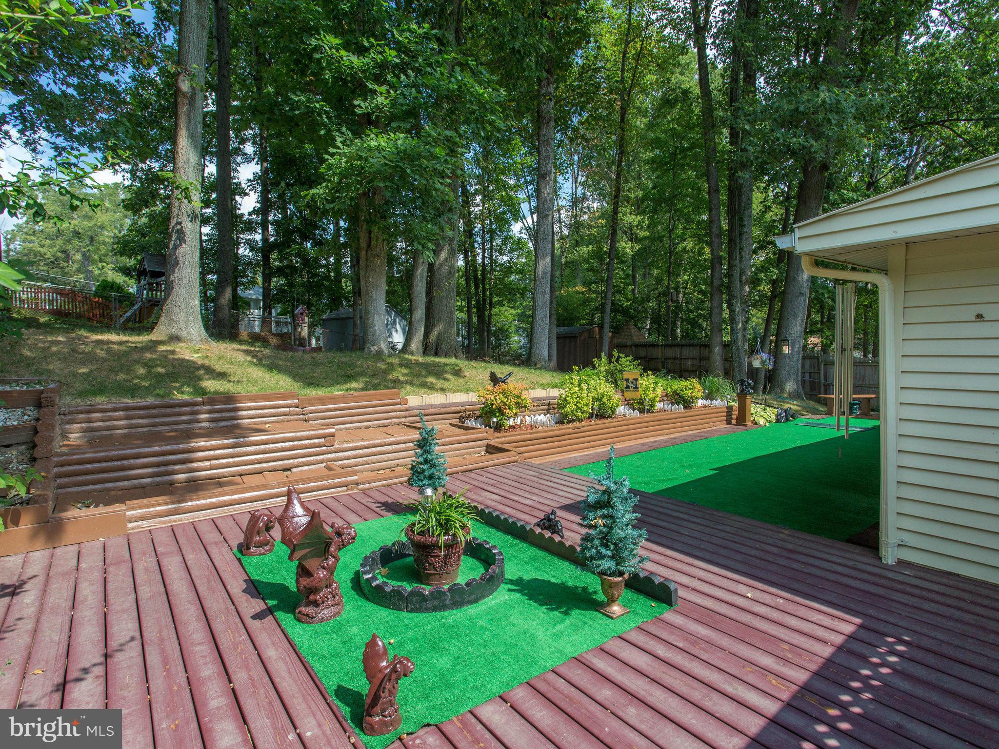 6215 Greeley Boulevard Springfield, VA 22152 - Photo 22 of 23 Exterior (Rear)