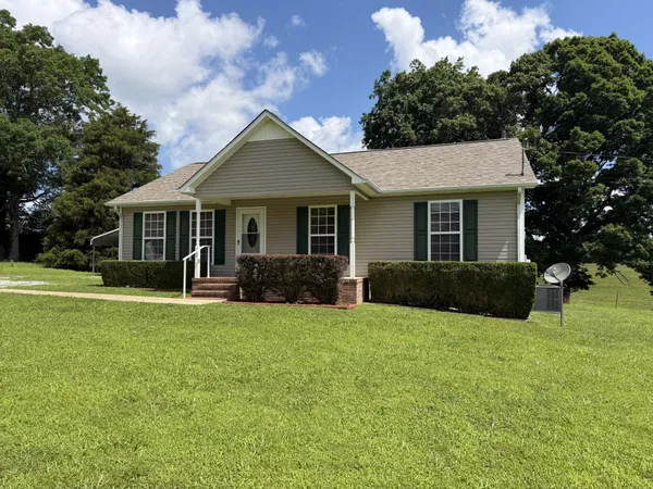 $239,000 | 70 Dunn Leoma Road, Leoma, TN 38468