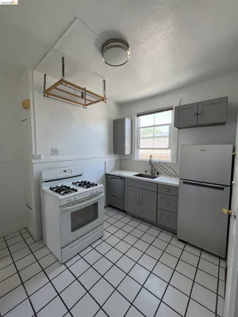$2,250 | 2249 Spaulding Avenue, Unit 4, Berkeley, CA 94703