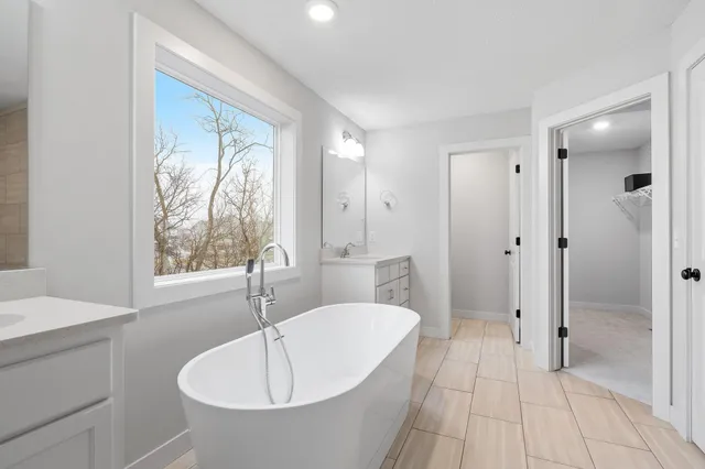 $5,250 | 18700 61st Avenue North, Plymouth, MN 55446