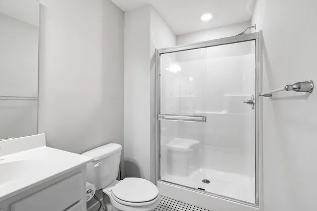 $5,250 | 18700 61st Avenue North, Plymouth, MN 55446