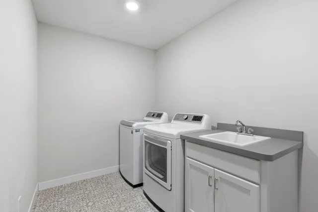 $5,250 | 18700 61st Avenue North, Plymouth, MN 55446