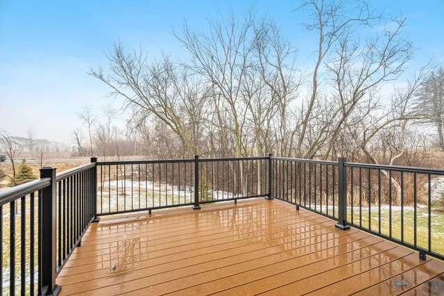 $5,250 | 18700 61st Avenue North, Plymouth, MN 55446