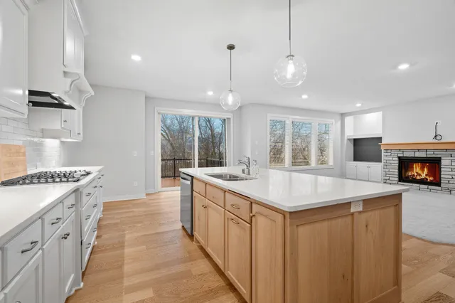 $5,250 | 18700 61st Avenue North, Plymouth, MN 55446