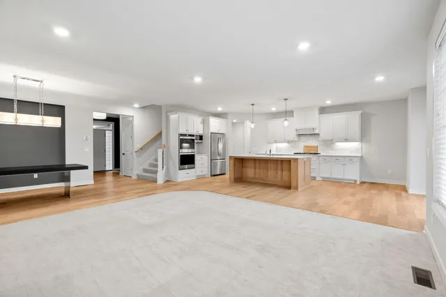 $5,250 | 18700 61st Avenue North, Plymouth, MN 55446