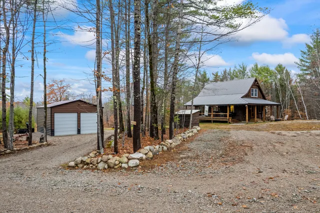 $449,000 | 92 Boot Hill Road, Fryeburg, ME 04037