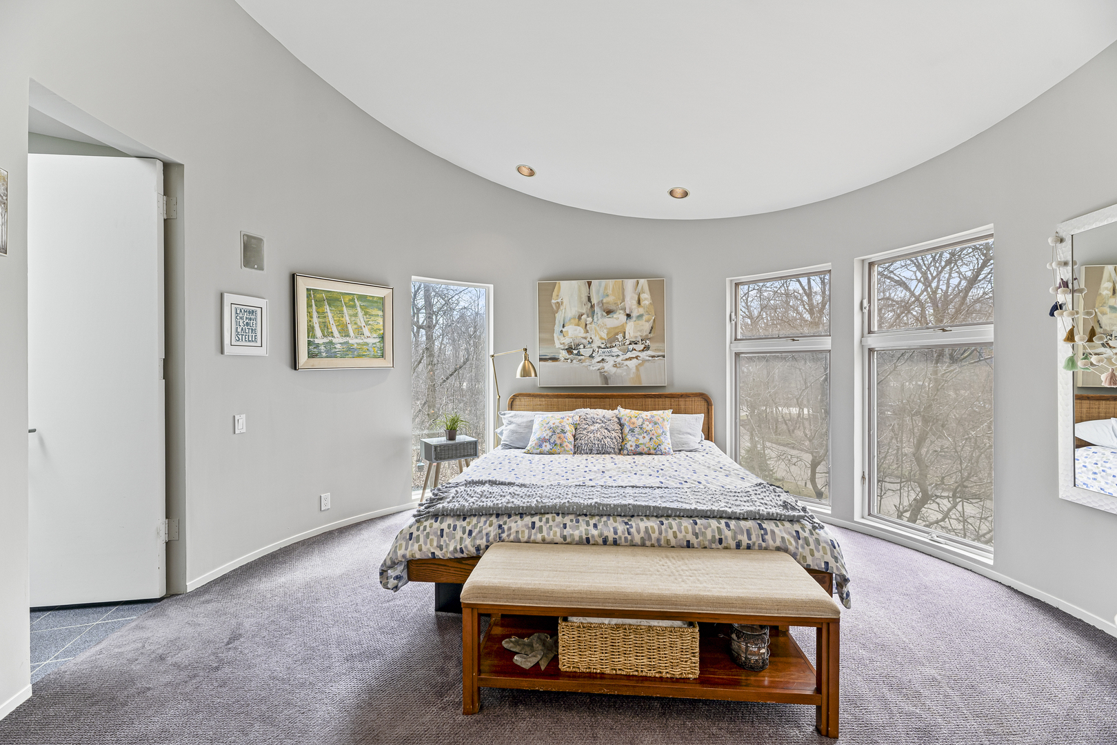 4 Dunsinane Lane Bannockburn, IL 60015 - Photo 26 of 40 a bedroom with a bed and a window