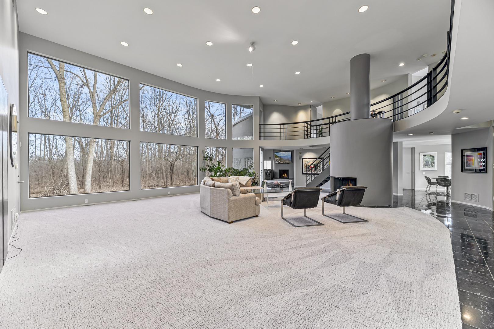 4 Dunsinane Lane Bannockburn, IL 60015 - Photo 3 of 40 a large bedroom with bed and a large window