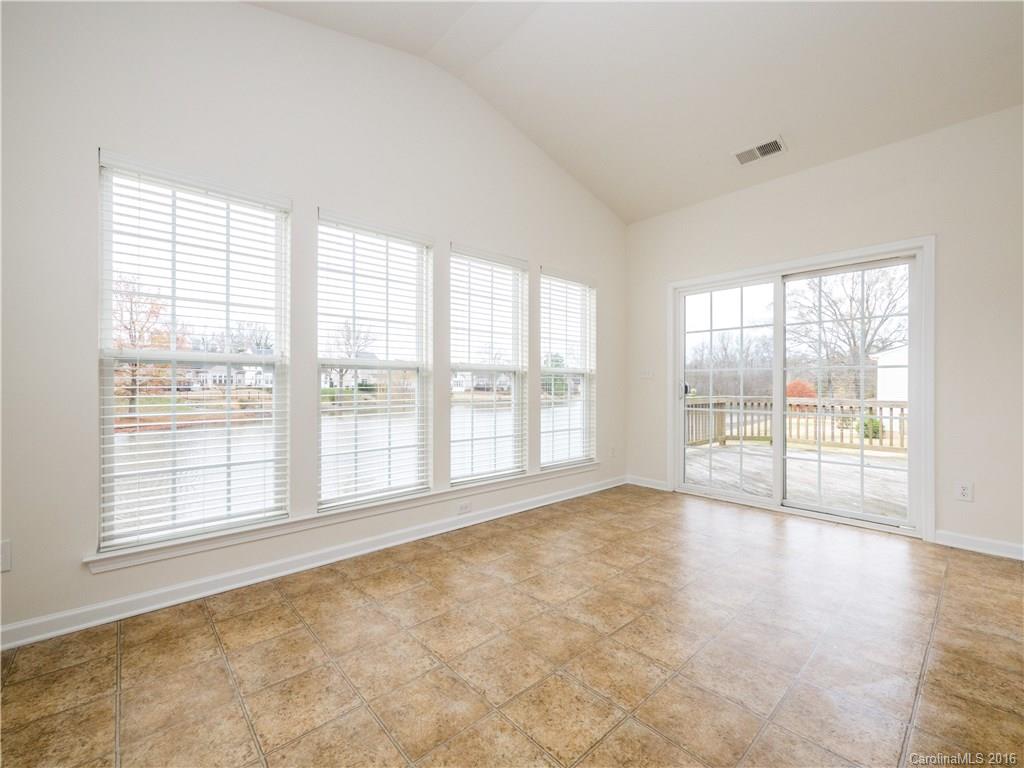 12710 Winget Road Charlotte, NC 28278 - Photo 8 of 24