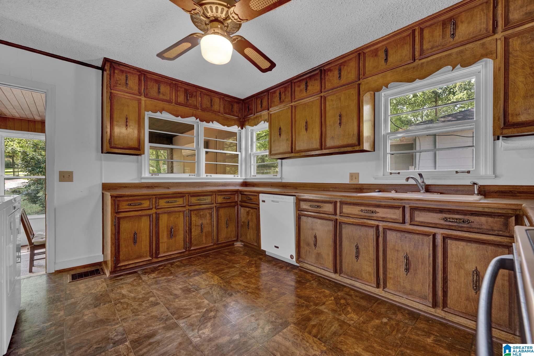 522 Ridge Road Birmingham, AL 35206 - Photo 18 of 35