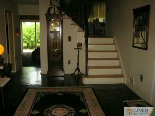 9 King Road Somerset, NJ 08873 - Photo 2 of 8 a view of entryway