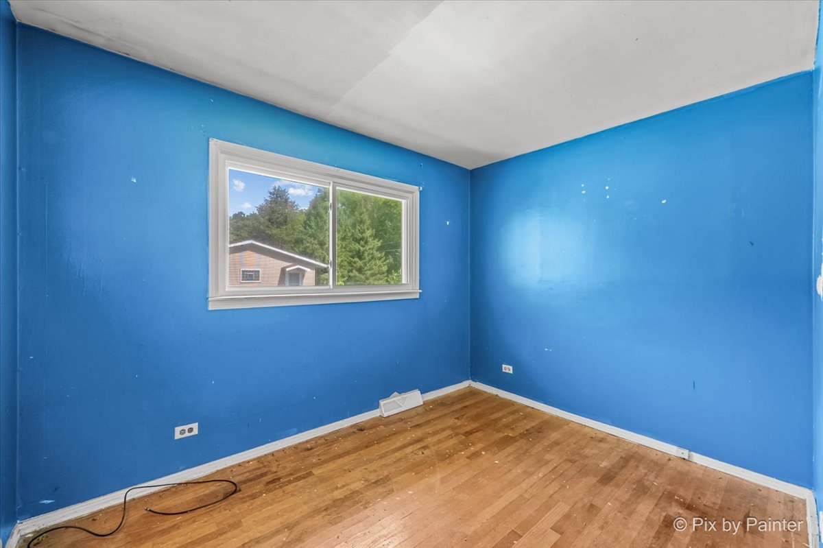 239 Vista Road Lake Zurich, IL 60047 - Photo 15 of 28 Gallery Image 15