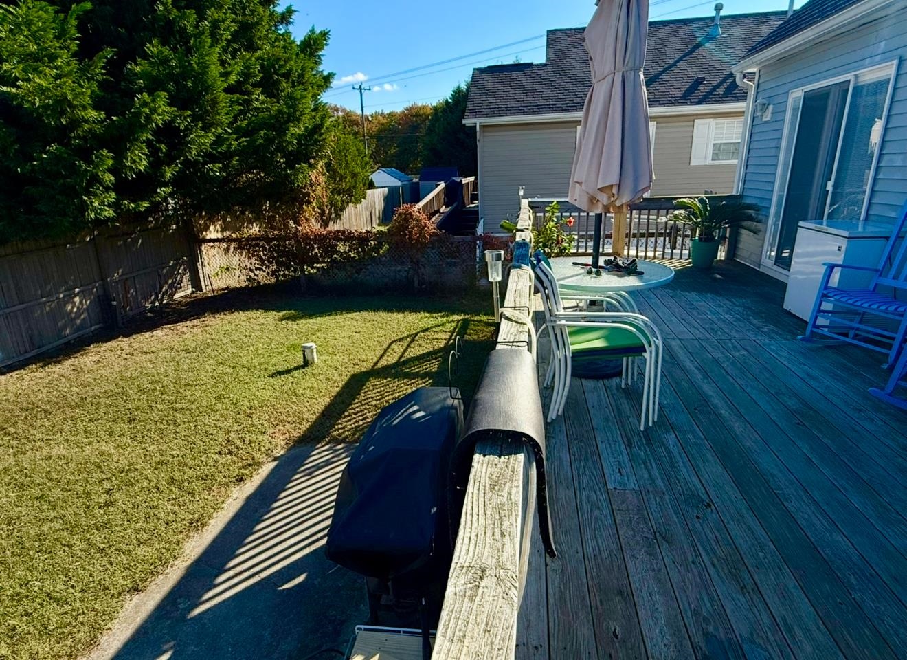 4 Rutledge Avenue Del Haven, NJ 08251 - Photo 20 of 21 a balcony with chairs and wooden floor