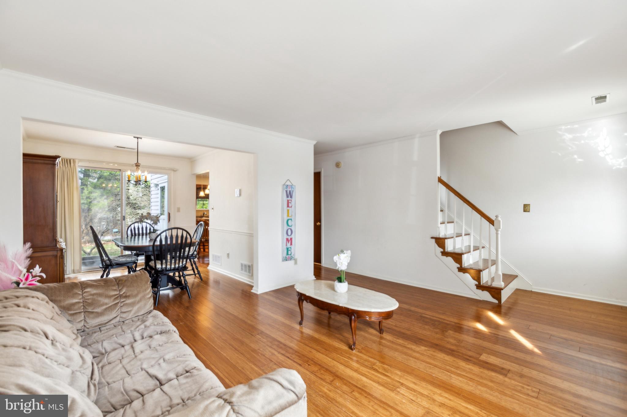 103 Upper Valley Lane Newark, DE 19711 - Photo 9 of 31 a living room with furniture and wooden floor