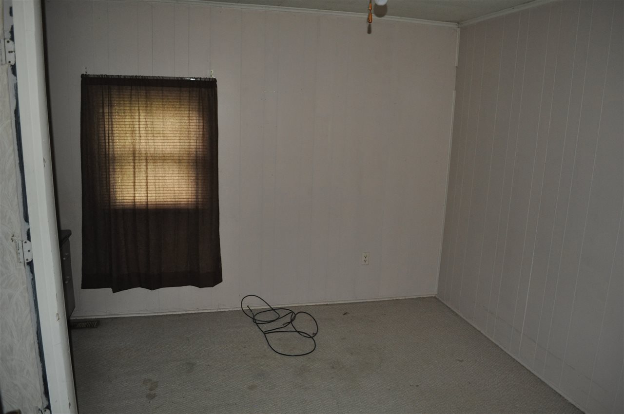 11382 North Williams Road Oaktown, IN 47561 - Photo 9 of 17 Gallery Image 9