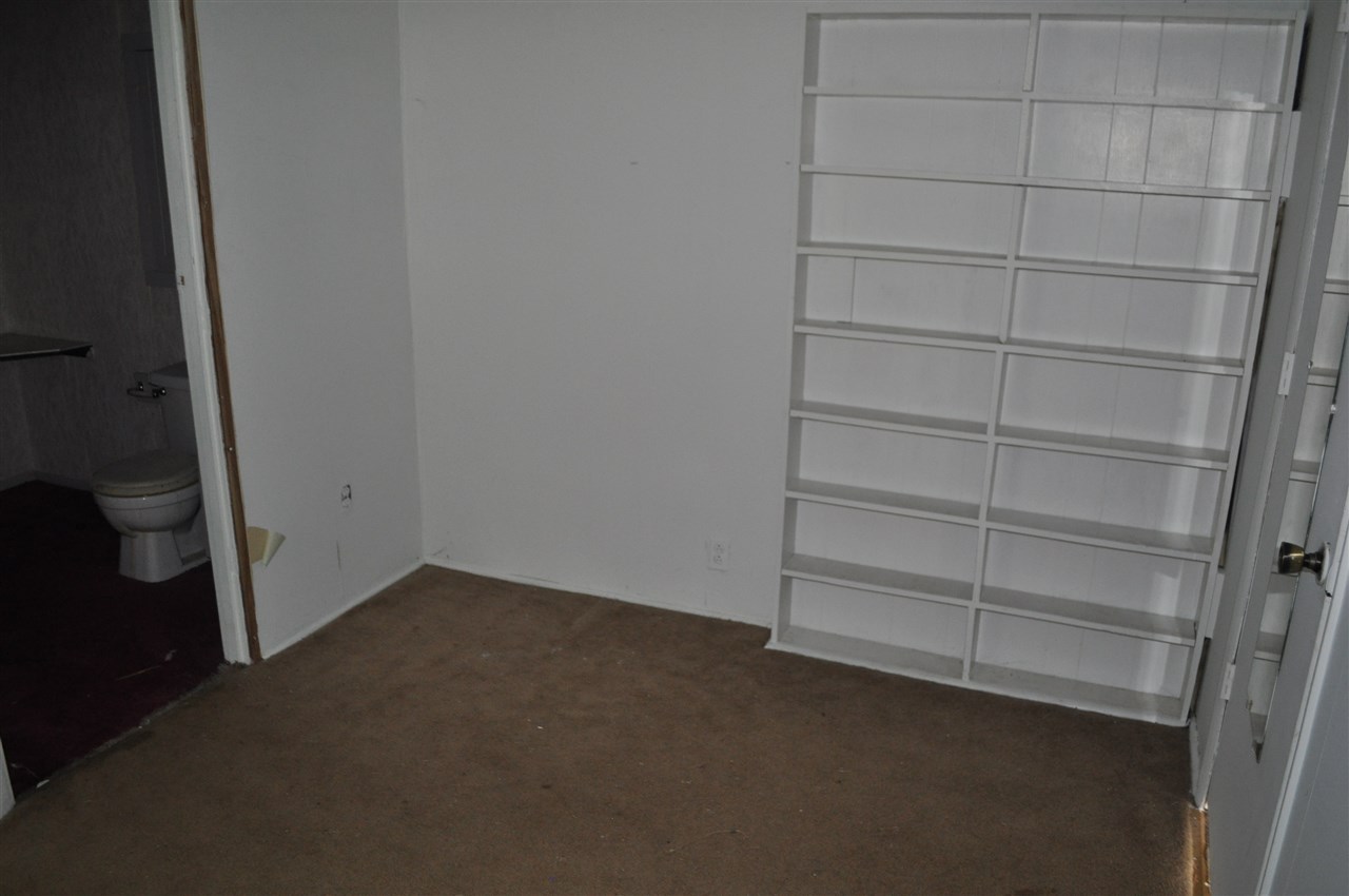 11382 North Williams Road Oaktown, IN 47561 - Photo 10 of 17 Gallery Image 10