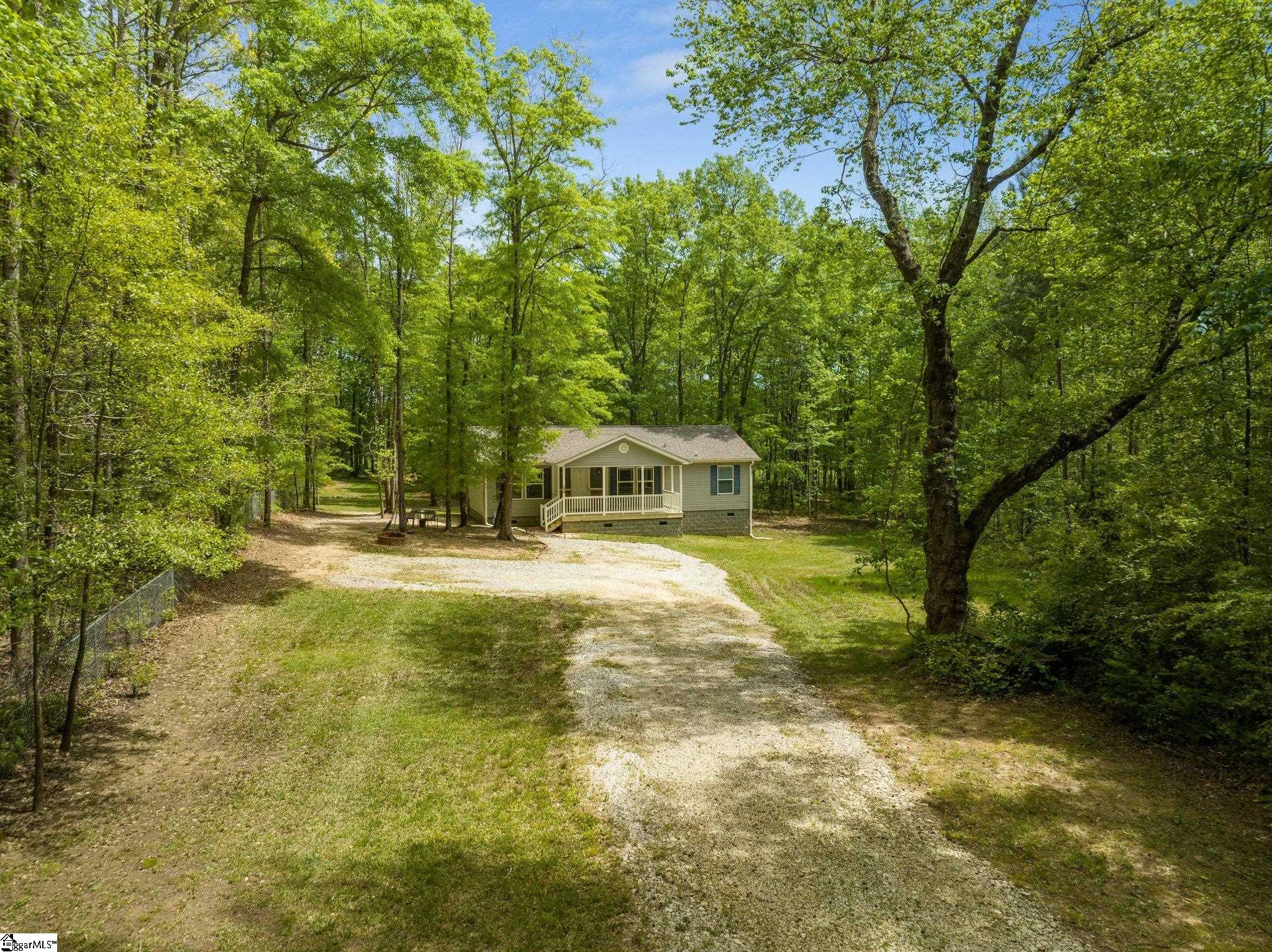 309 Ranch Circle Piedmont, SC 29673 - Photo 2 of 26 Gallery Image 2