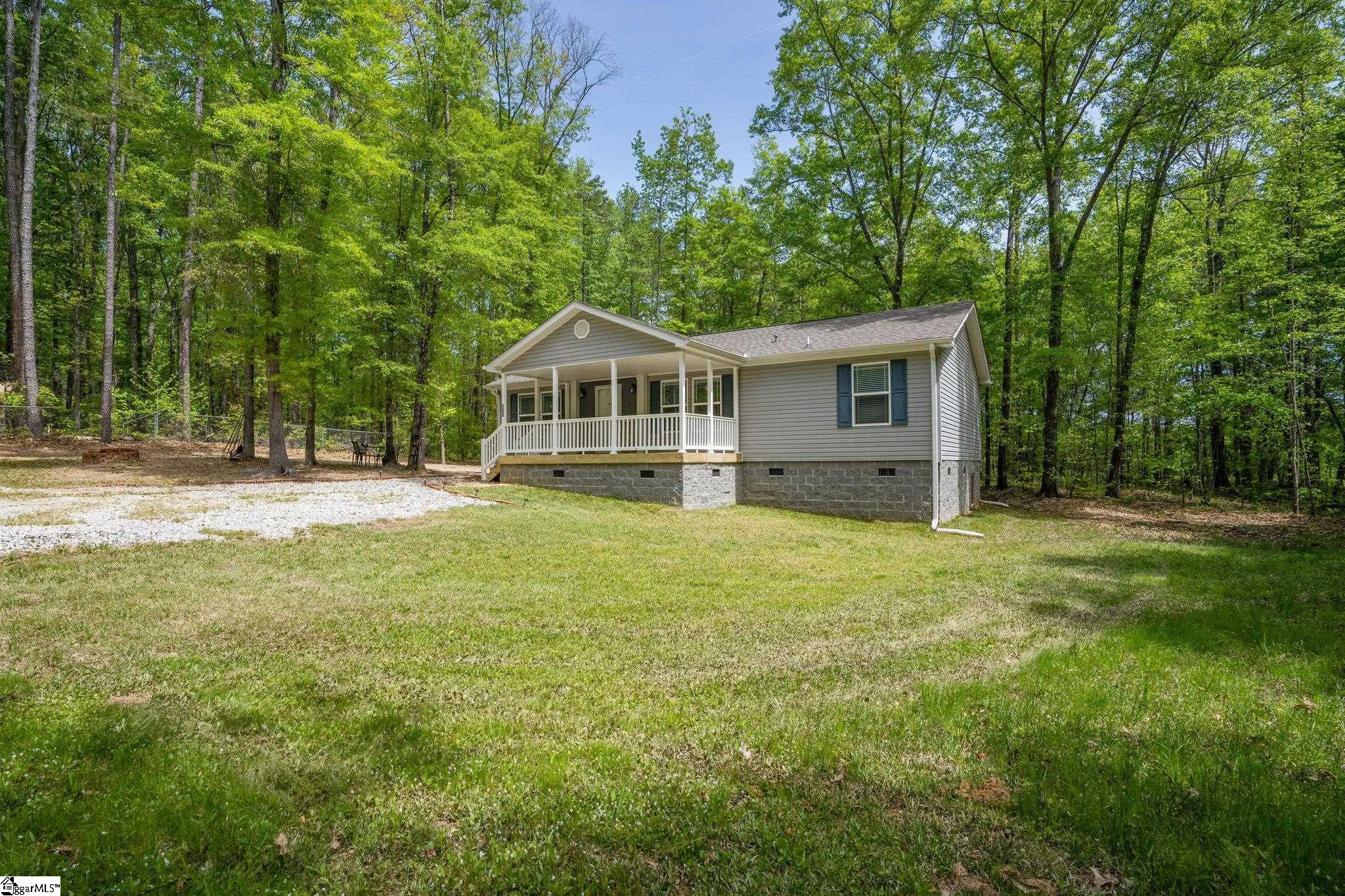 309 Ranch Circle Piedmont, SC 29673 - Photo 3 of 26 Gallery Image 3