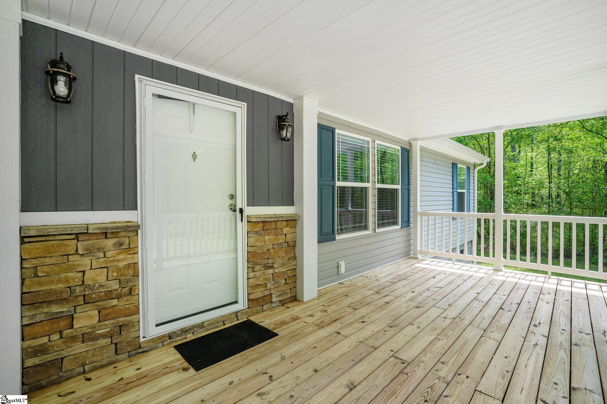 309 Ranch Circle Piedmont, SC 29673 - Photo 5 of 26 Gallery Image 5