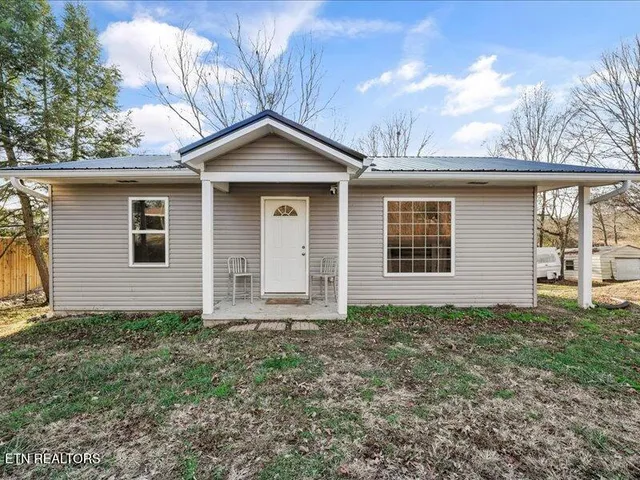 $220,000 | 307 North Niota Road, Englewood, TN 37329