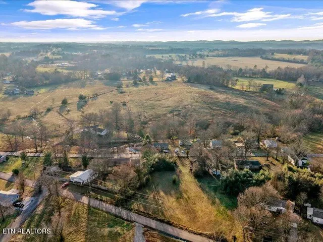 $220,000 | 307 North Niota Road, Englewood, TN 37329