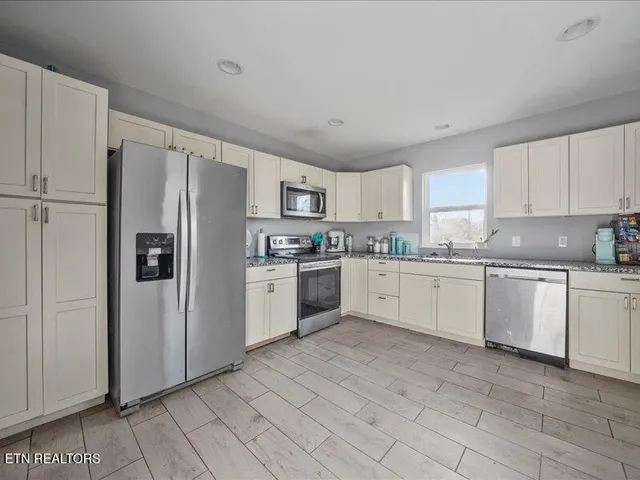 $220,000 | 307 North Niota Road, Englewood, TN 37329