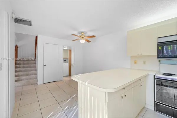 $2,700 | 713 Northwest 99th Circle, Plantation, FL 33324