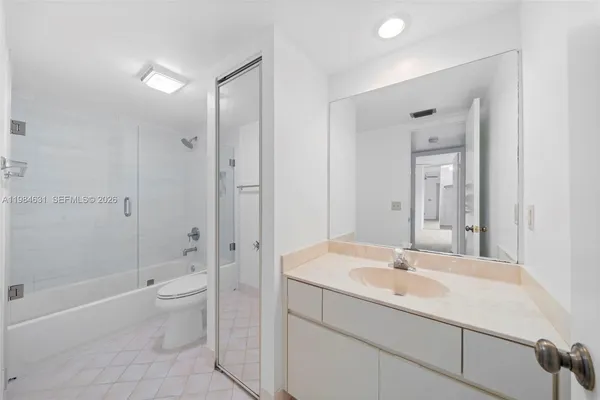 $2,700 | 713 Northwest 99th Circle, Plantation, FL 33324