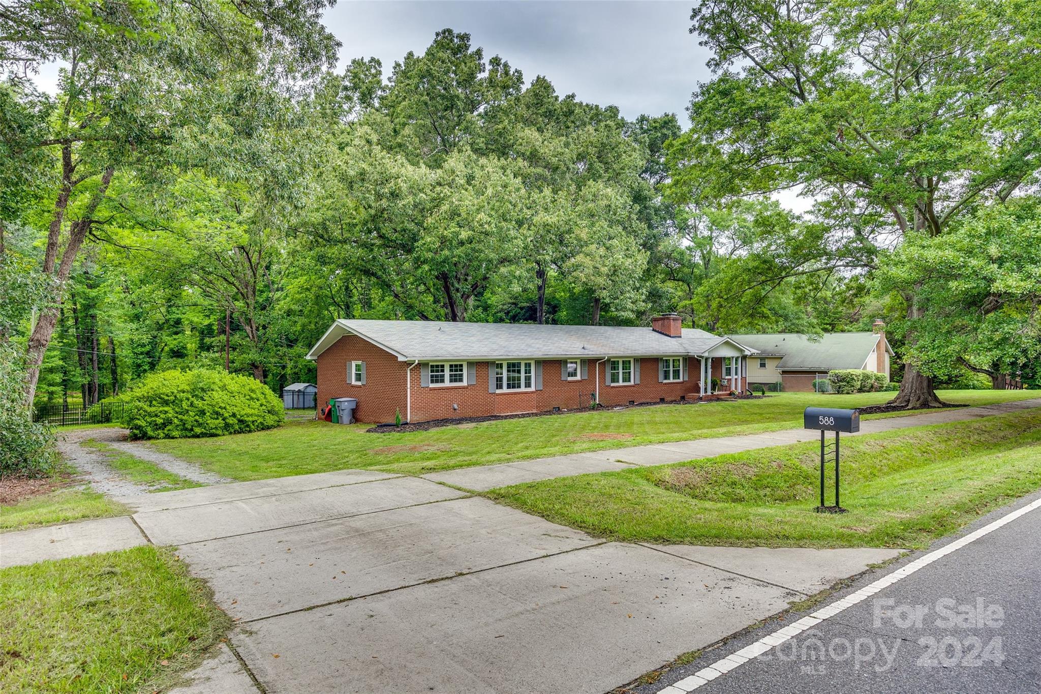 588 Gum Branch Road Charlotte, NC 28214 - Photo 38 of 38 Gallery Image 38