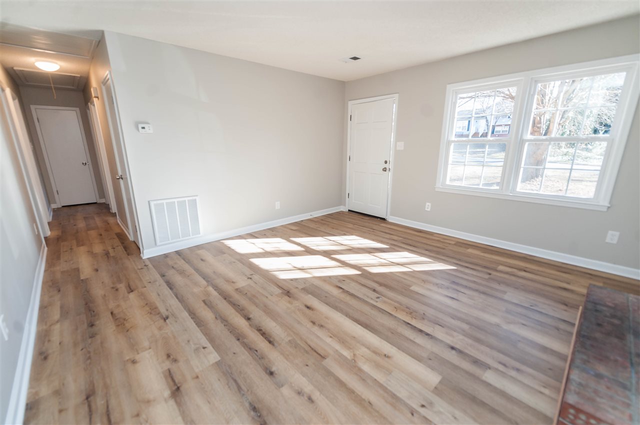 125 Tranquility Road Spartanburg, SC 29307 - Photo 6 of 30 Gallery Image 6