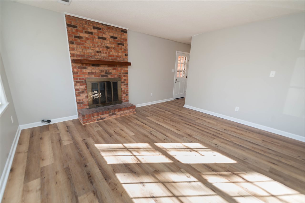 125 Tranquility Road Spartanburg, SC 29307 - Photo 8 of 30 Gallery Image 8