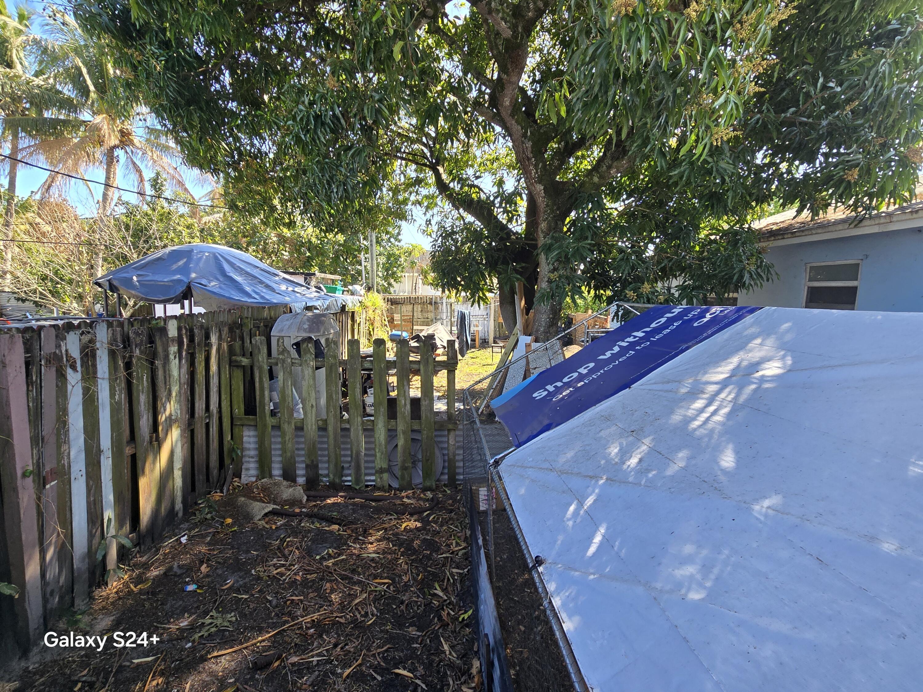 4258 Coconut Road Lake Worth, FL 33461 - Photo 14 of 14 a view of outdoor space and yard