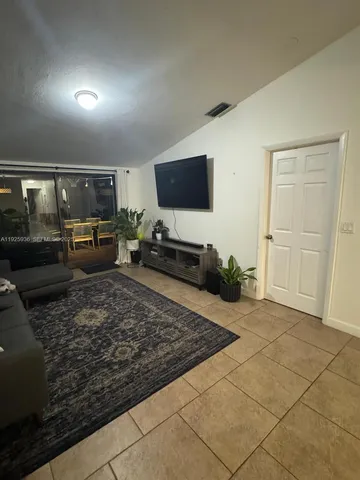 $3,000 | 10161 Southwest 137th Court, Unit 10161, Miami, FL 33186