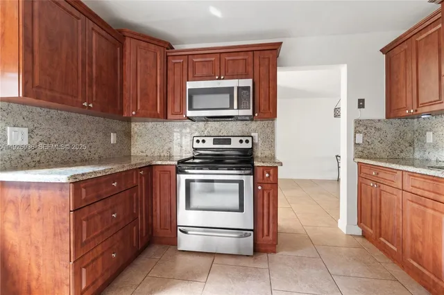 $3,000 | 10161 Southwest 137th Court, Unit 10161, Miami, FL 33186