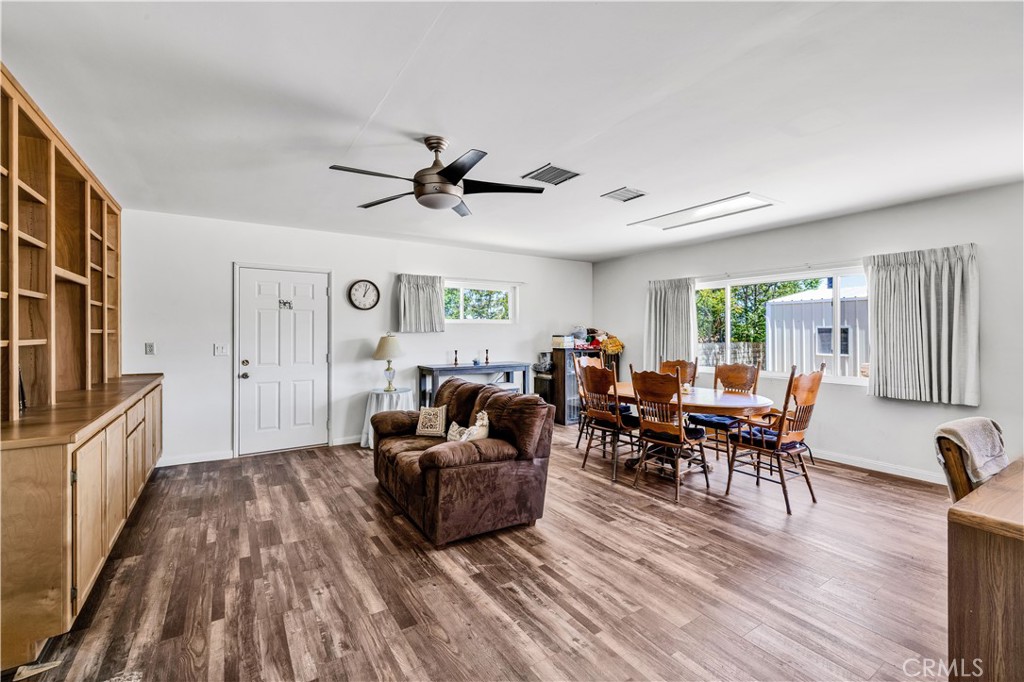 7599 Joshua Lane Yucca Valley, CA 92284 - Photo 19 of 43