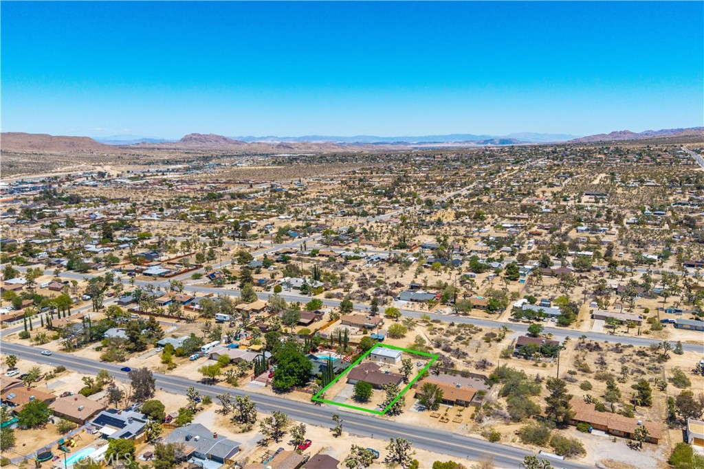 7599 Joshua Lane Yucca Valley, CA 92284 - Photo 42 of 43