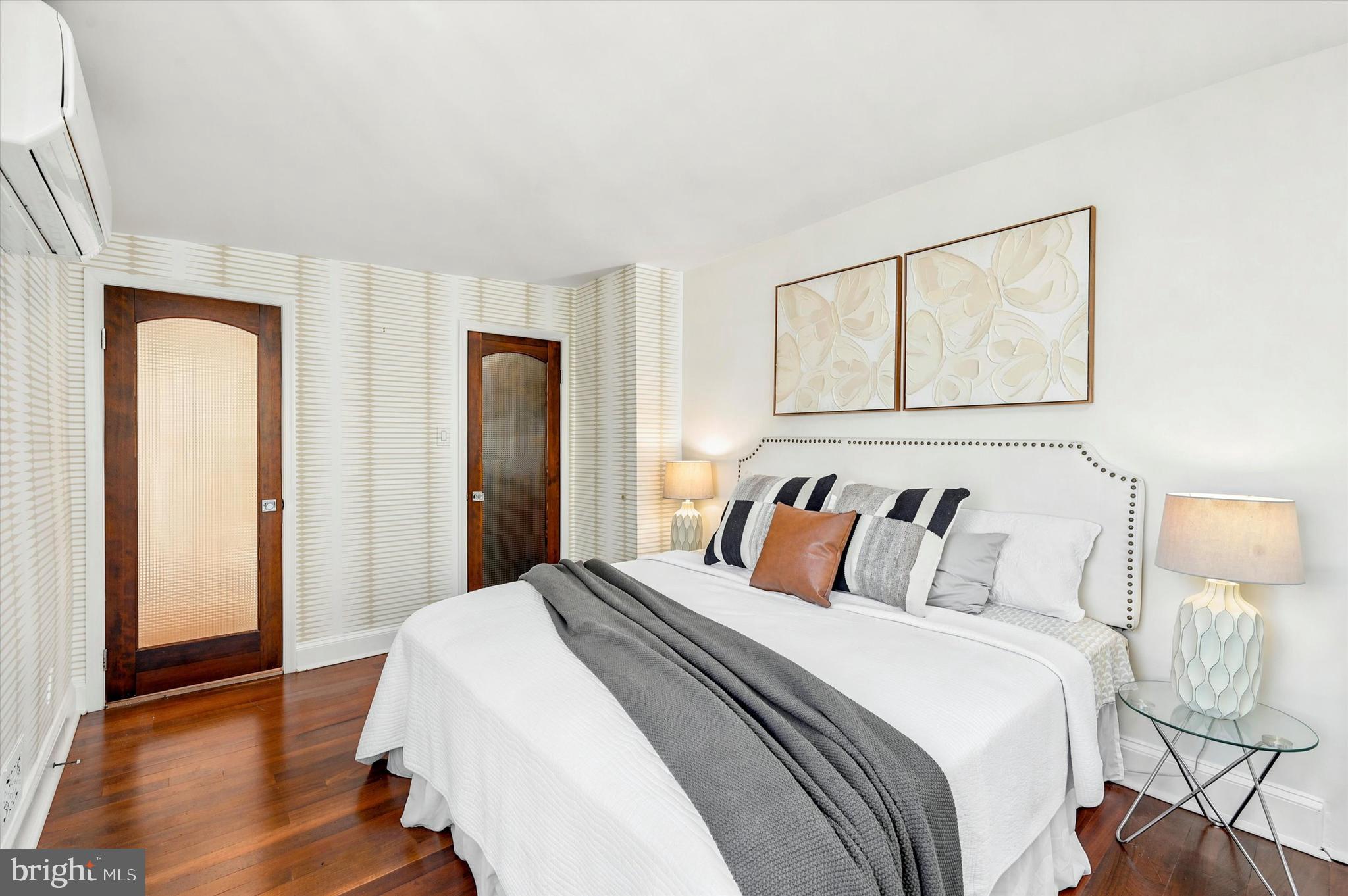 328 Spruce Street, Unit 5 Philadelphia, PA 19106 - Photo 17 of 26