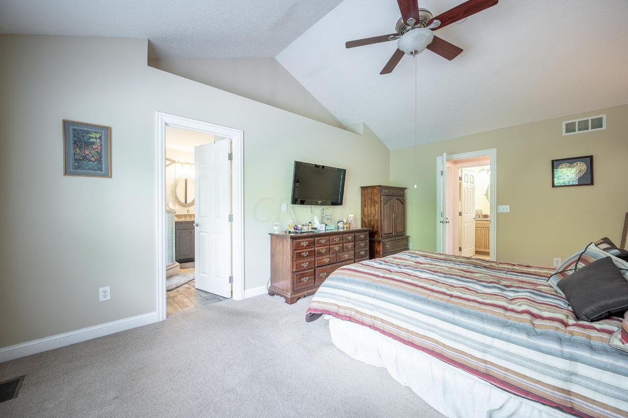 4899 Rays Circle Dublin, OH 43016 - Photo 17 of 42 Owner Suite 3