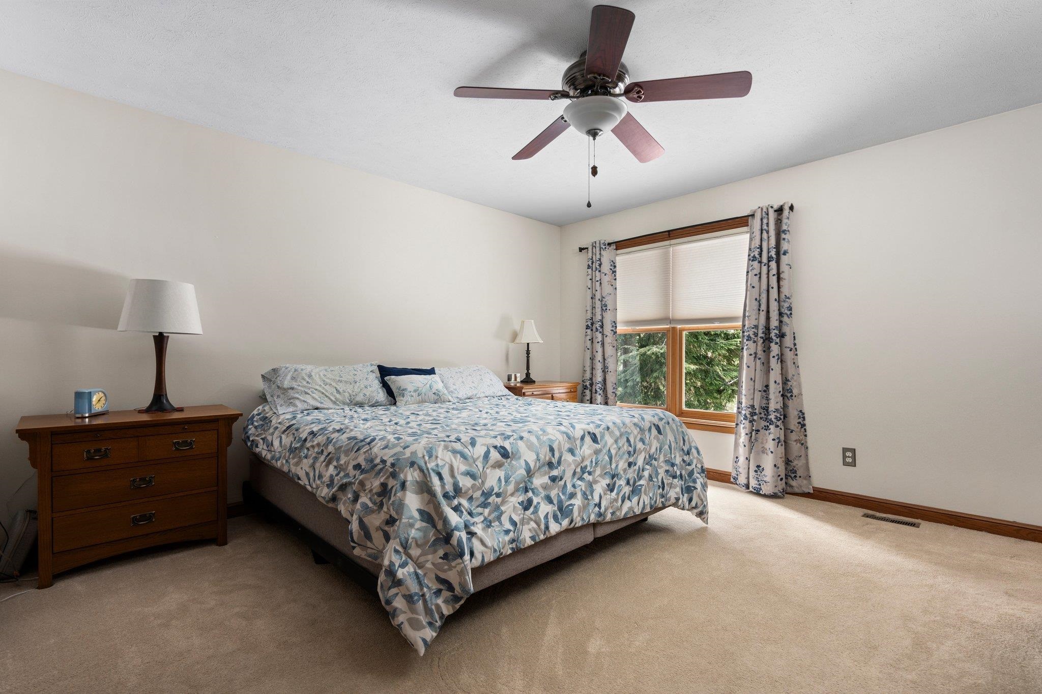 961 West Long Lake Road Traverse City, MI 49685 - Photo 9 of 32