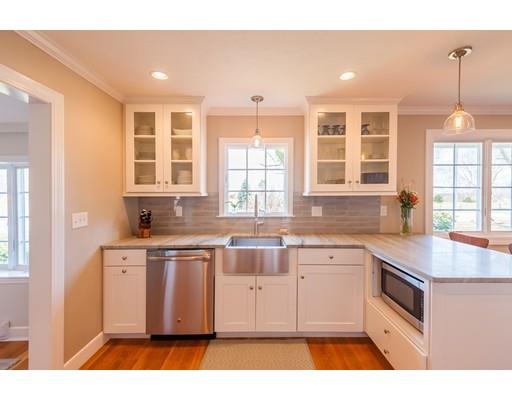 515 Hatherly Road Scituate, MA 02066 - Photo 4 of 23 Gallery Image 4