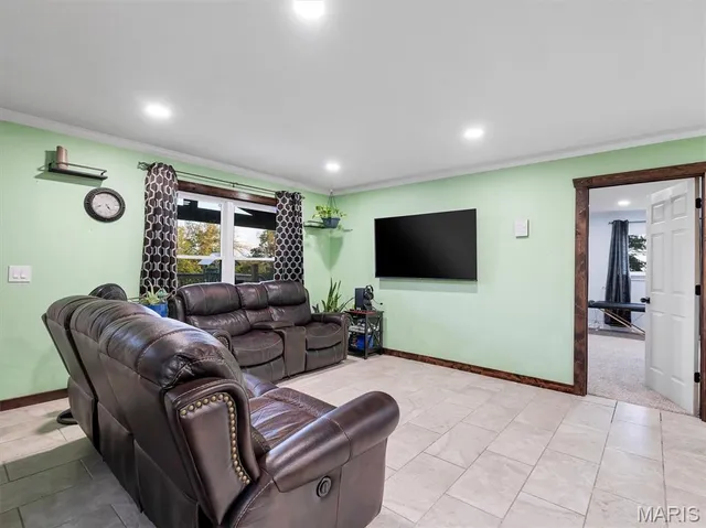 $289,000 | 590 Neff Road, Leasburg, MO 65535