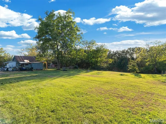 $289,000 | 590 Neff Road, Leasburg, MO 65535