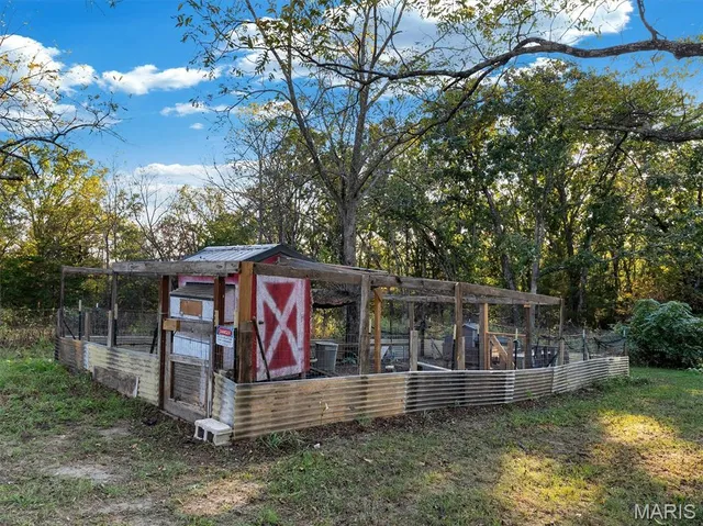 $289,000 | 590 Neff Road, Leasburg, MO 65535