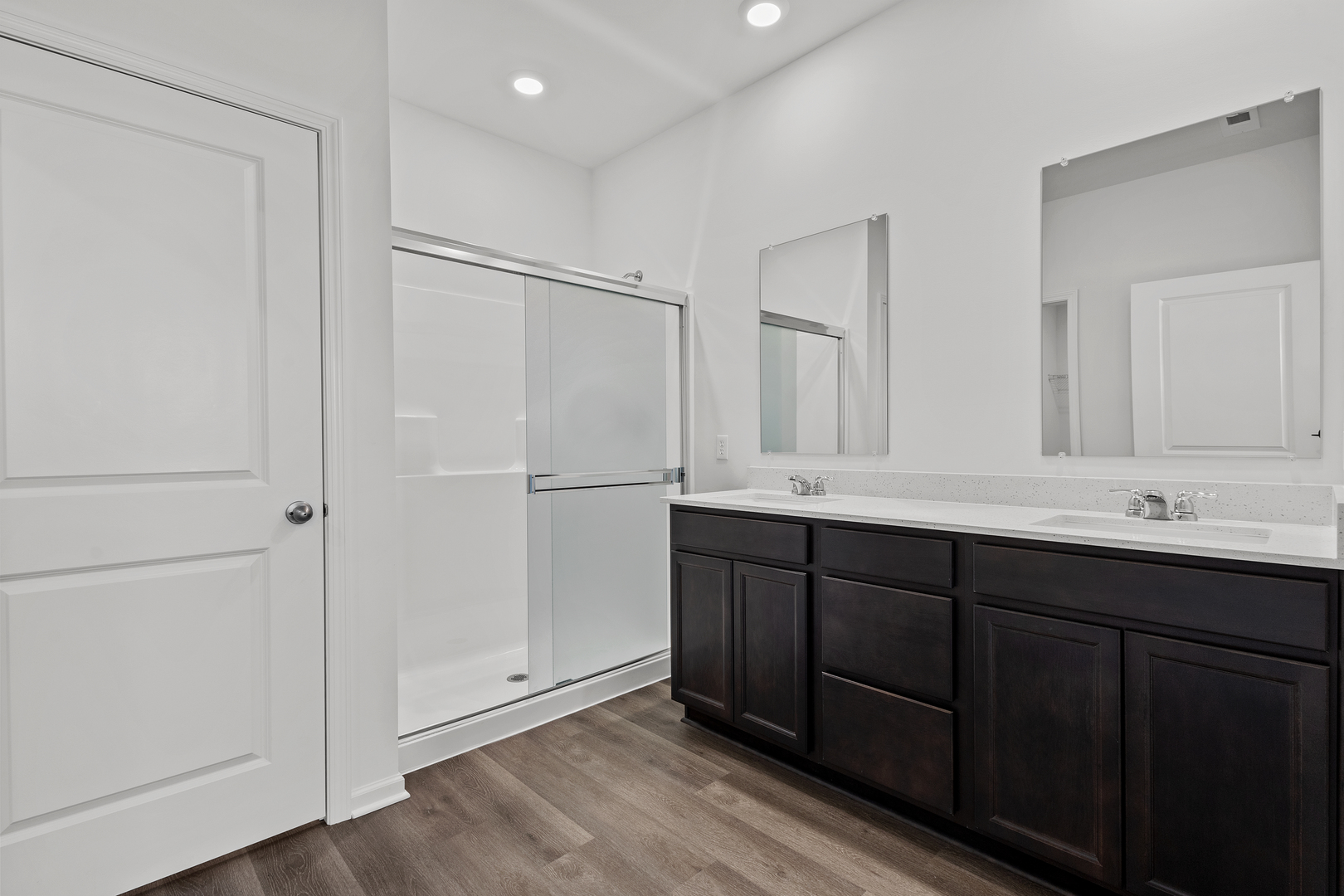 2913 Old Castle Road Joliet, IL 60435 - Photo 15 of 28 Gallery Image 15