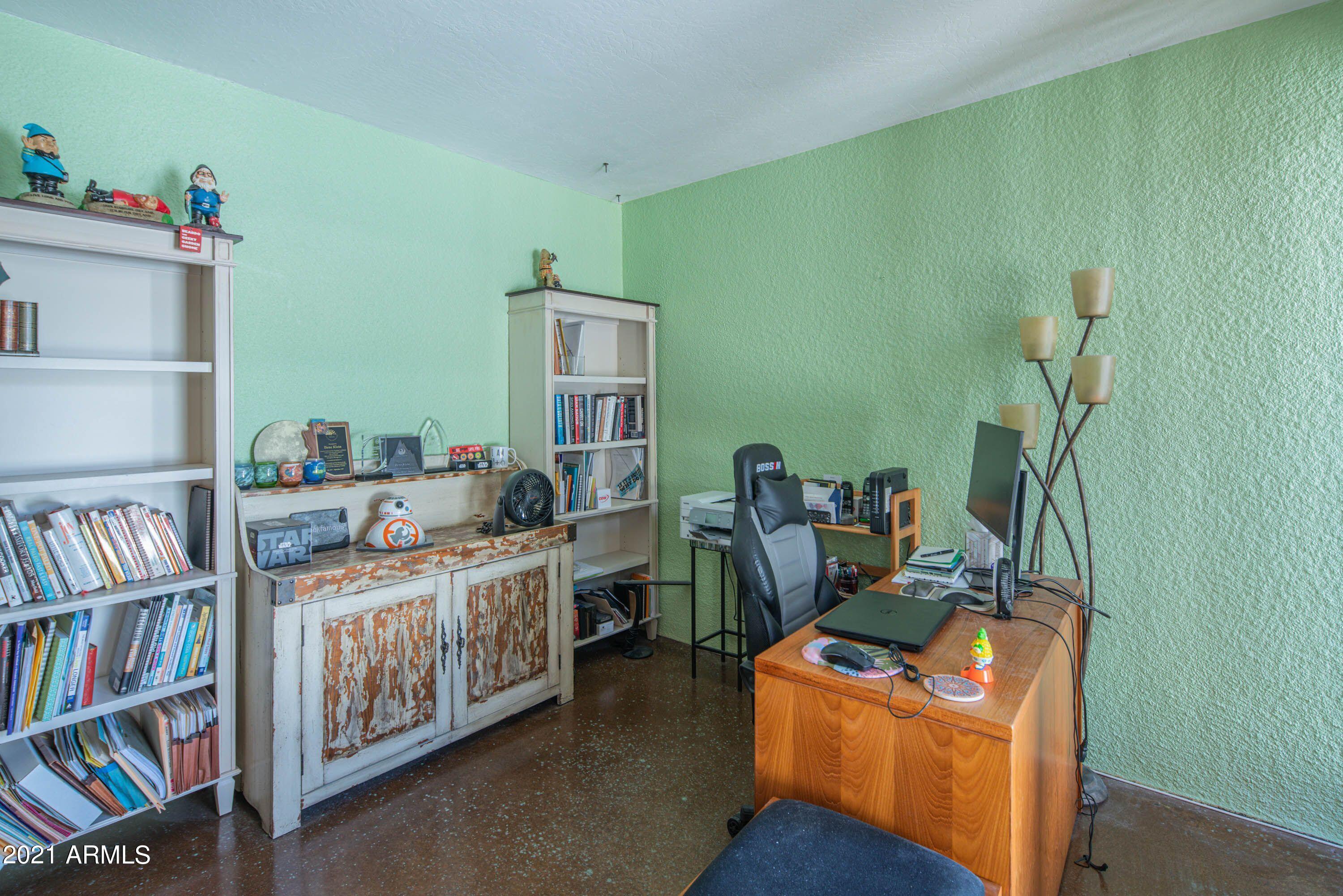 1250 East Bethany Home Road, Unit 6 Phoenix, AZ 85014 - Photo 13 of 20 Bedroom 3 or makes great Office