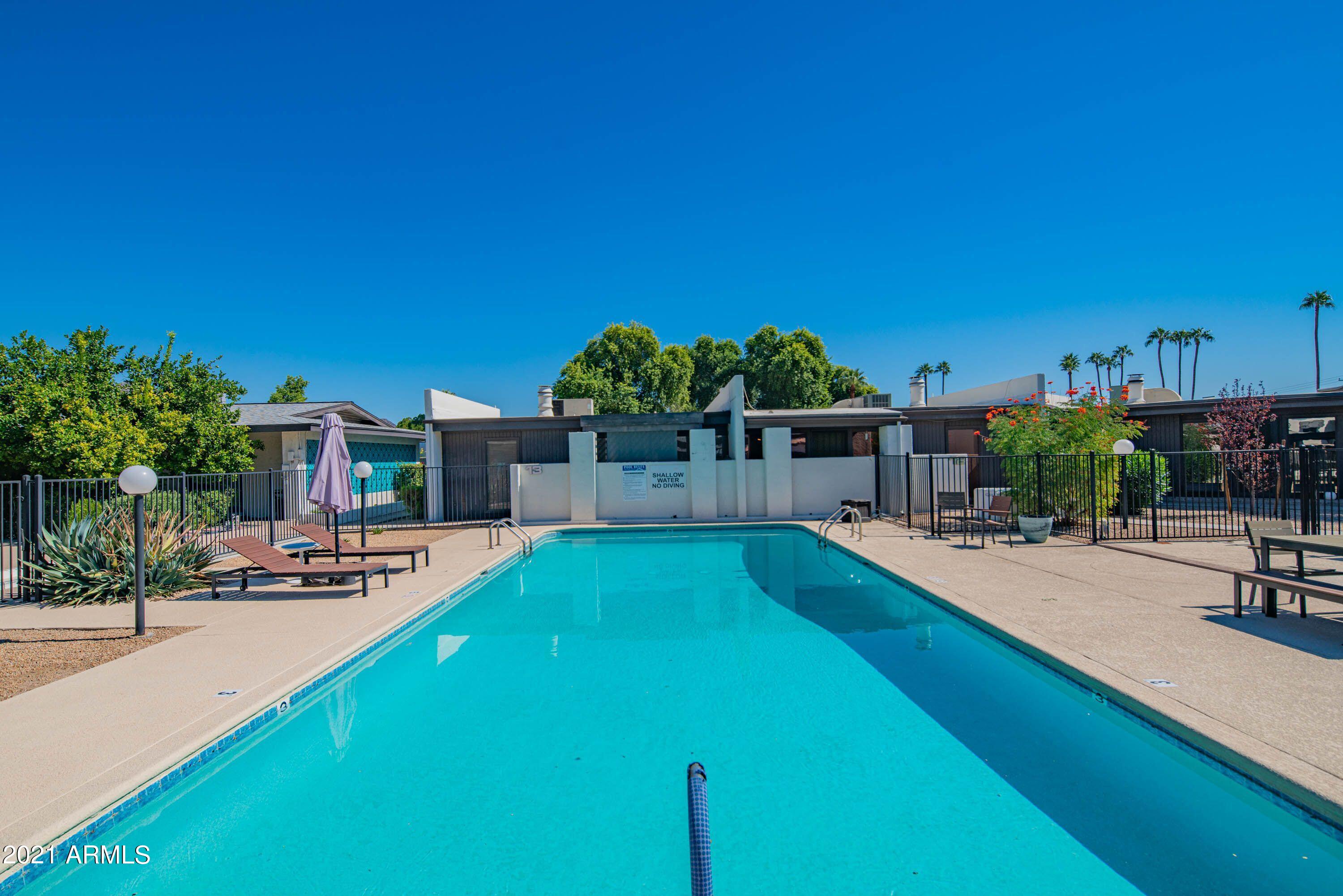 1250 East Bethany Home Road, Unit 6 Phoenix, AZ 85014 - Photo 18 of 20 Sparkling Complex Pool