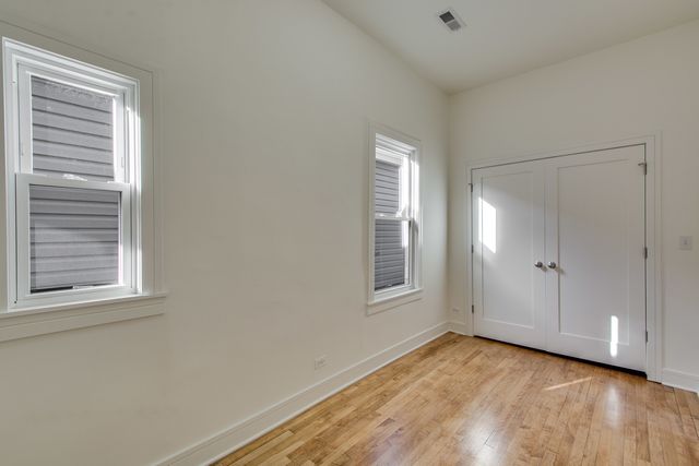 $800,000 | 2761 West St Mary Street, Chicago, IL 60647