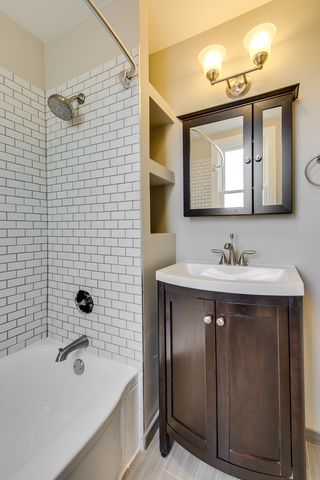 $800,000 | 2761 West St Mary Street, Chicago, IL 60647