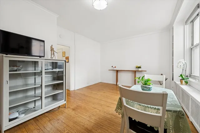 $158,000 | 5555 North Sheridan Road, Unit 130, Chicago, IL 60640